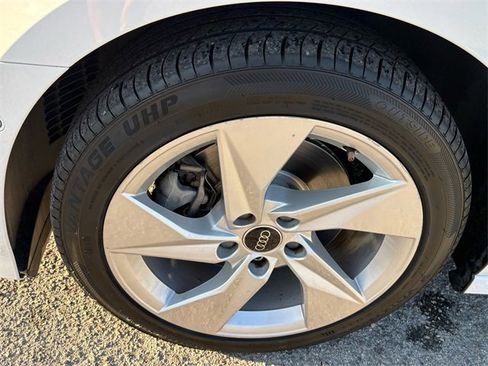 Used 2024 Audi A3 2.0T Premium image 9