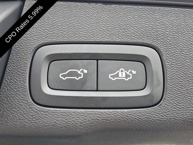 Certified 2024 Volvo XC60 B5 Plus w/ Protection Package Premier AWD/4WD image 31