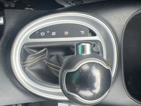 Used 2014 Kia Soul + image 12