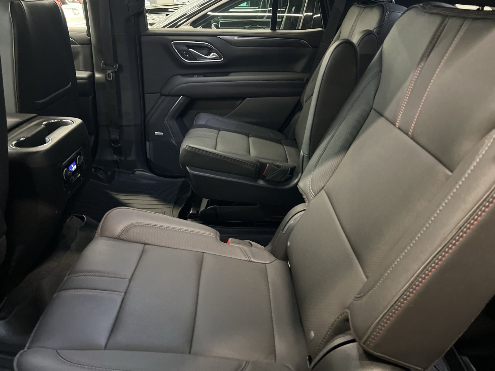 Used 2023 Chevrolet Tahoe RST w/ RST Performance Edition AWD/4WD image 22