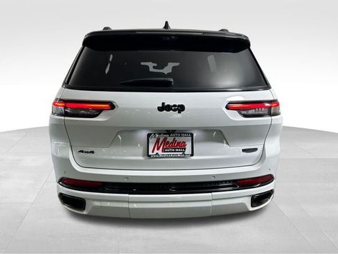 Used 2024 Jeep Grand Cherokee L Summit AWD/4WD image 4