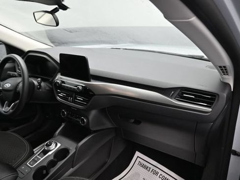Used 2025 Ford Escape Active AWD/4WD image 9