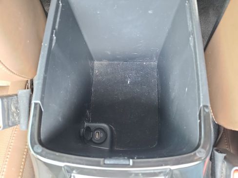 Used 2020 Kia Telluride SX w/ SX Prestige Package image 25