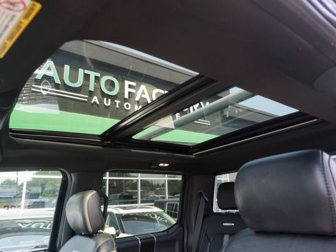 Used 2019 Ford F350 Platinum w/ Platinum Ultimate Package AWD/4WD image 27