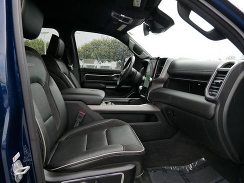 Used 2022 RAM 1500 Laramie w/ Sport Appearance Package AWD/4WD image 15
