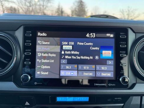 Used 2023 Toyota Tacoma TRD Off-Road image 25