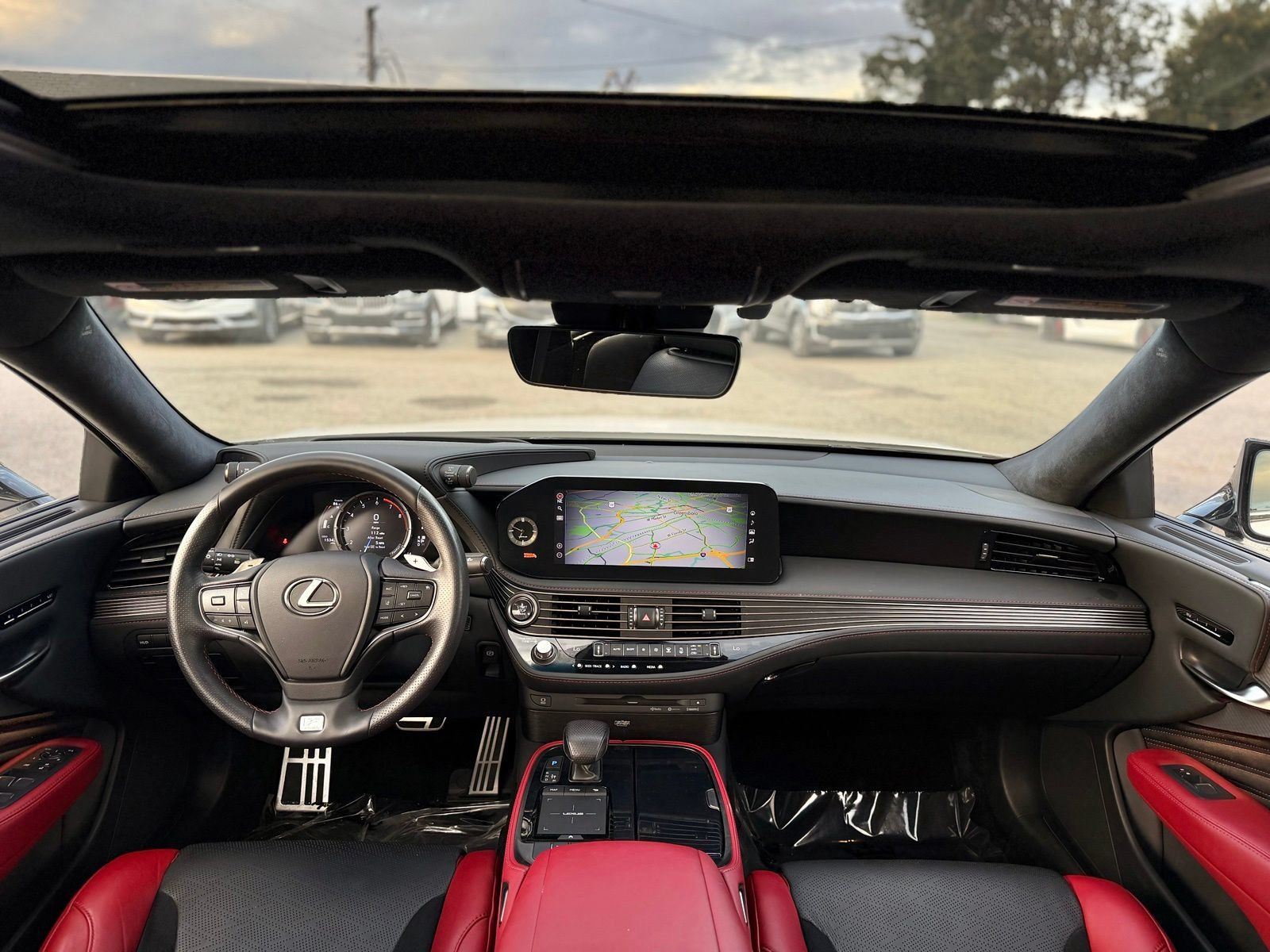 Used 2022 Lexus LS 500 F Sport w/ Accessory Package (Z1) AWD/4WD image 34