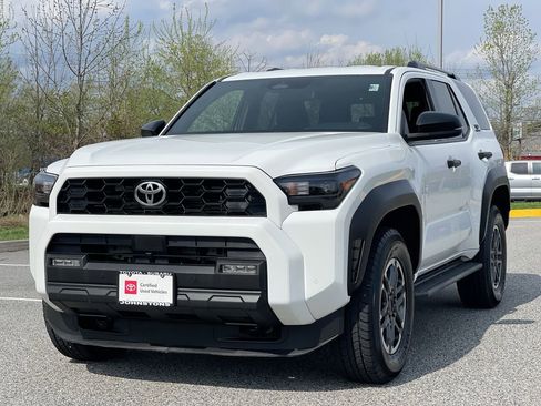 Certified 2025 Toyota 4Runner TRD Off-Road AWD/4WD image 2