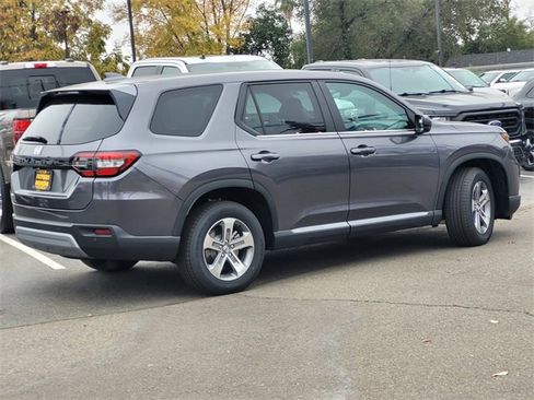 New 2025 Honda Pilot EX-L image 5