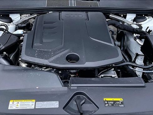 Used 2025 Audi A5 2.0T Premium Plus w/ Premium Plus AWD/4WD image 9
