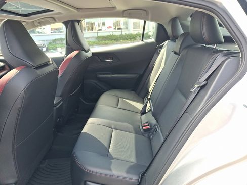 Used 2024 Toyota Prius Prime Premium w/ Advanced Technology Package FWD image 11