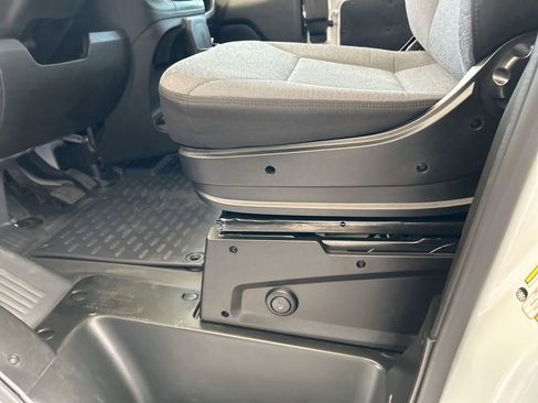 Used 2024 RAM ProMaster 3500 w/ Delivery Van Package image 39