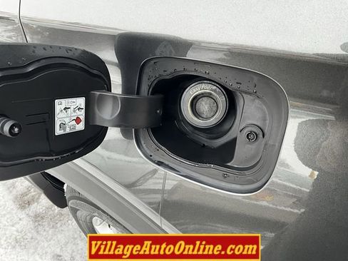 Used 2020 Ford Explorer XLT w/ Comfort Package image 35