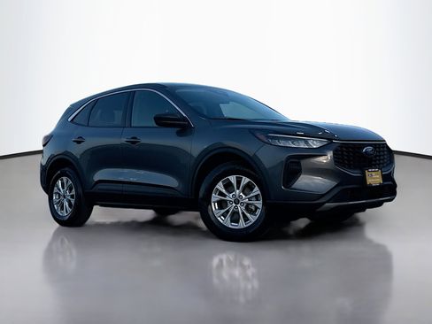 Certified 2023 Ford Escape Active image 1