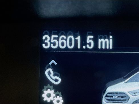 Used 2020 Ford EcoSport SE image 19