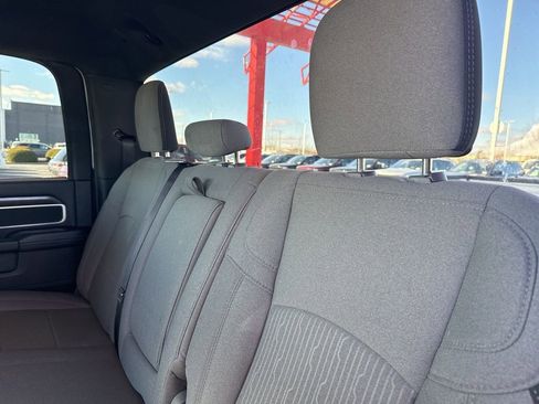 Used 2024 RAM 3500 Big Horn image 19