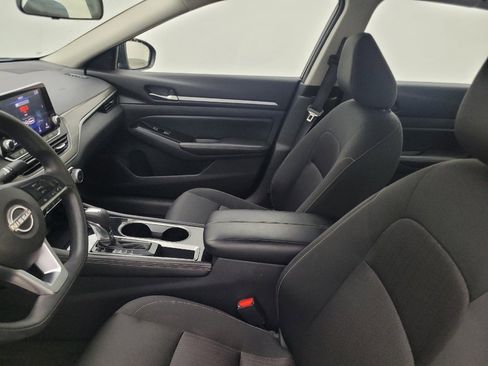 Used 2023 Nissan Altima 2.5 SV image 21