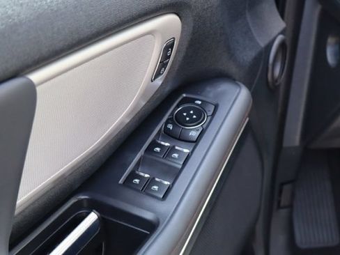 Used 2025 Ford Expedition Max Active AWD/4WD image 16