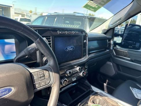 Used 2024 Ford F250 Lariat w/ Lariat Ultimate Package AWD/4WD image 11