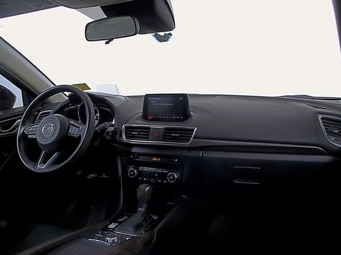 Used 2017 MAZDA MAZDA3 Grand Touring image 14
