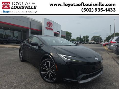 Used 2023 Toyota Prius XLE AWD/4WD image 1