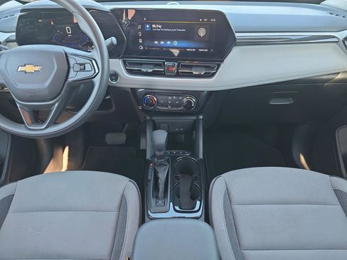 Used 2025 Chevrolet TrailBlazer LT image 13