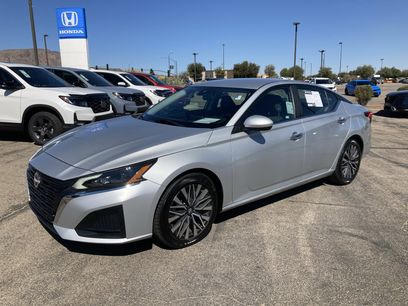 Used 2023 Nissan Altima 2.5 SV