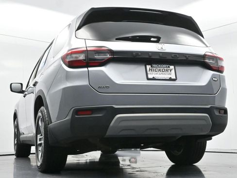 Used 2024 Honda Pilot EX-L image 54