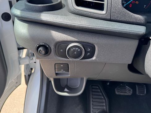 Used 2025 Ford Transit 350 XLT AWD/4WD image 9