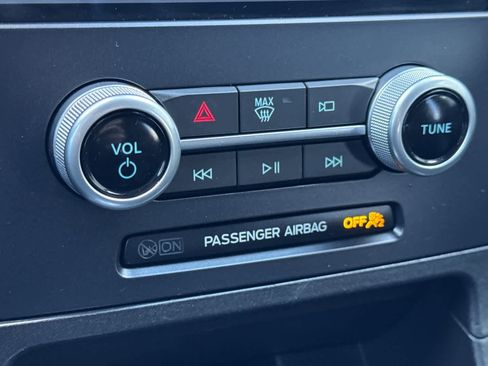 Certified 2021 Ford Edge ST-Line w/ Class II Trailer Tow Package image 21