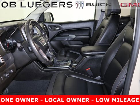 Certified 2022 GMC Canyon AT4 w/ Trailering Package image 11