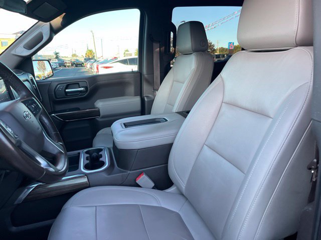 Used 2022 Chevrolet Silverado 1500 RST w/ Convenience Package II AWD/4WD image 9