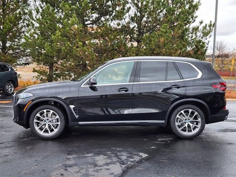 New 2026 BMW X5 xDrive40i image 2
