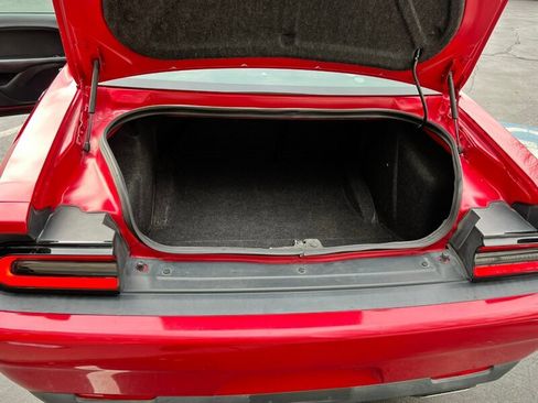 Used 2016 Dodge Challenger SXT w/ Blacktop Package image 19