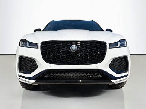 New 2026 Jaguar F-PACE R-Dynamic S image 8