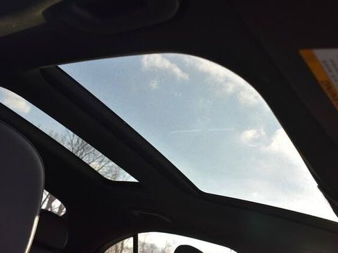 Used 2022 Mercedes-Benz C 300 4MATIC Sedan image 14
