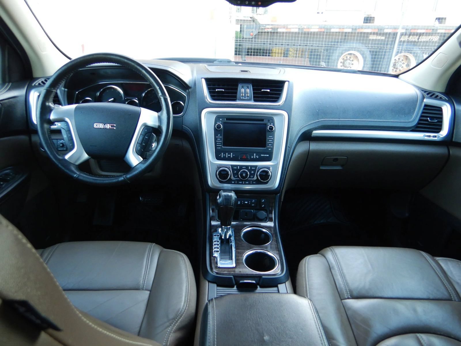 Used 2016 GMC Acadia SLT w/ Premium Edition AWD/4WD image 24