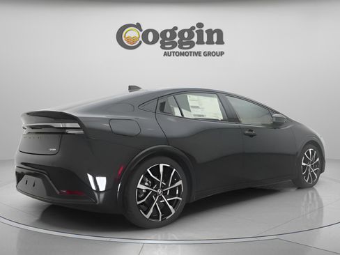 New 2026 Toyota Prius Plug-In Hybrid image 19