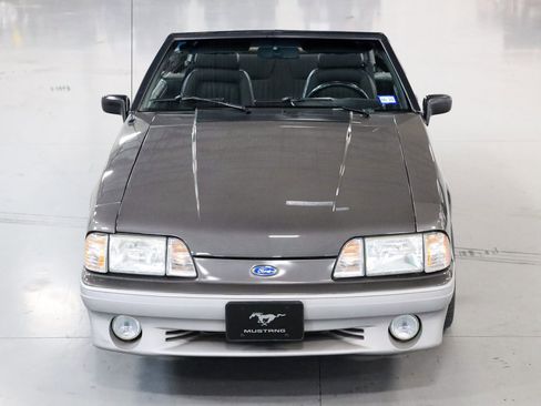 Used 1990 Ford Mustang GT RWD image 12