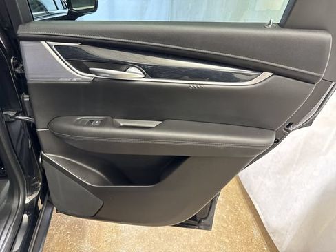 Certified 2024 Cadillac XT5 Premium Luxury AWD/4WD image 28