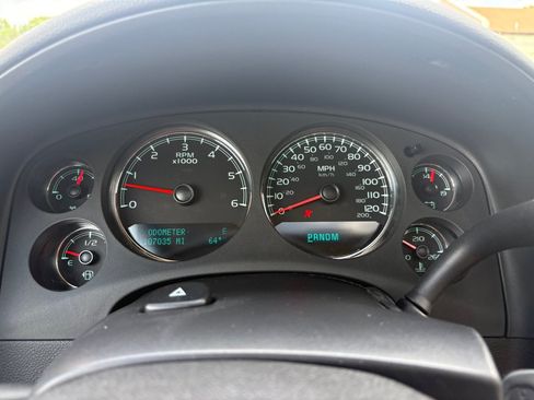 Used 2009 GMC Yukon XL Denali AWD/4WD image 16