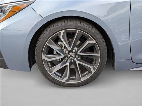Used 2020 Toyota Corolla XSE image 10