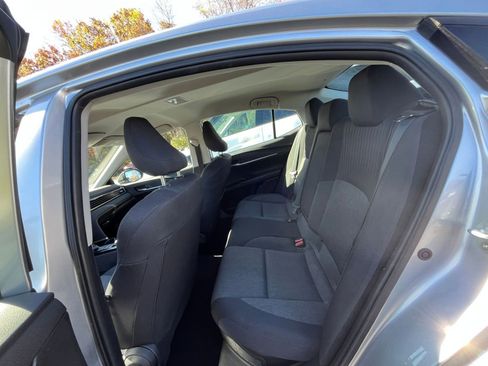 Used 2025 Toyota Camry LE image 24