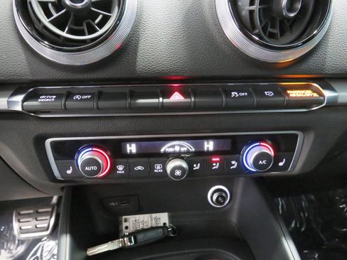 Used 2019 Audi A3 2.0T Titanium w/ Convenience Package image 20