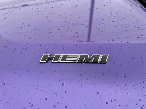 Used 2013 Dodge Challenger R/T image 3