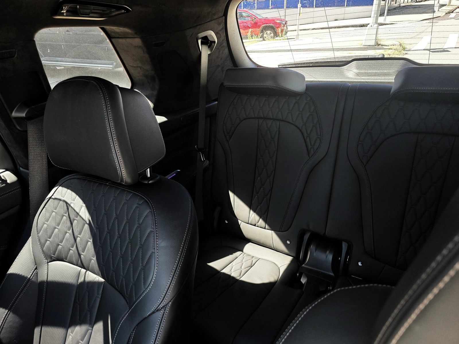 Used 2024 BMW X7 M60i w/ Executive Package AWD/4WD image 59