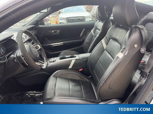 Used 2021 Ford Mustang Shelby GT500 w/ Technology Package image 18