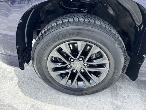 Certified 2023 Lexus GX 460 Premium AWD/4WD image 10