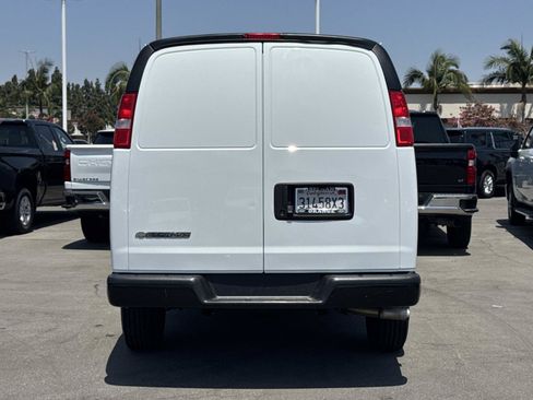 Used 2023 Chevrolet Express 2500 w/ Driver Convenience Package RWD image 6