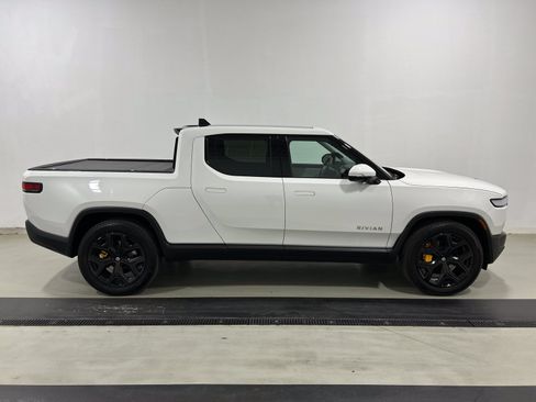 Used 2022 Rivian R1T Adventure AWD/4WD image 6